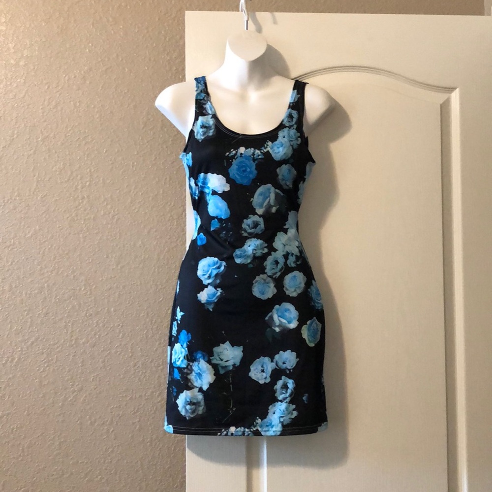 NWOT black and blue rose spandex body con dress